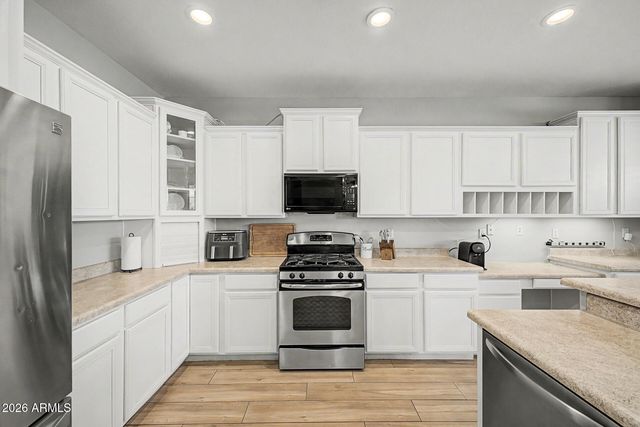 1375 E LOCUST Drive, Chandler, AZ 85286