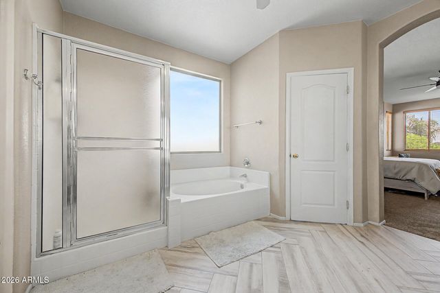 1375 E LOCUST Drive, Chandler, AZ 85286