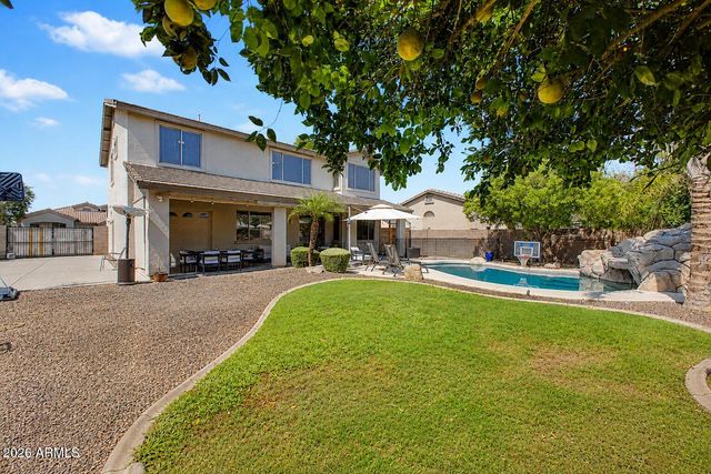 1375 E LOCUST Drive, Chandler, AZ 85286