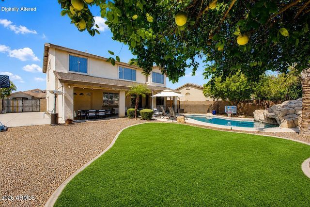 1375 E LOCUST Drive, Chandler, AZ 85286