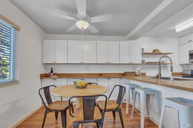 61 Parrott St, Vallejo, CA 94590