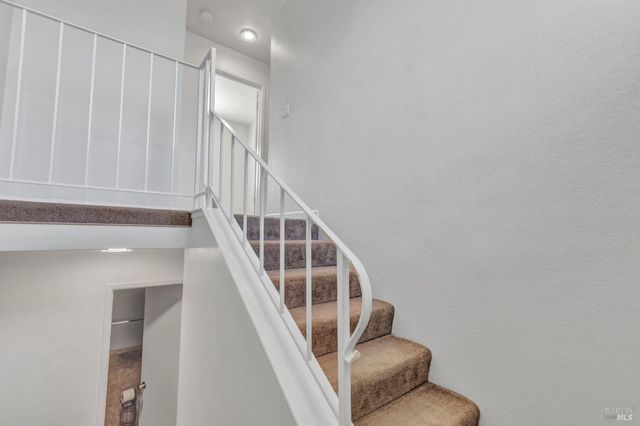 61 Parrott St, Vallejo, CA 94590