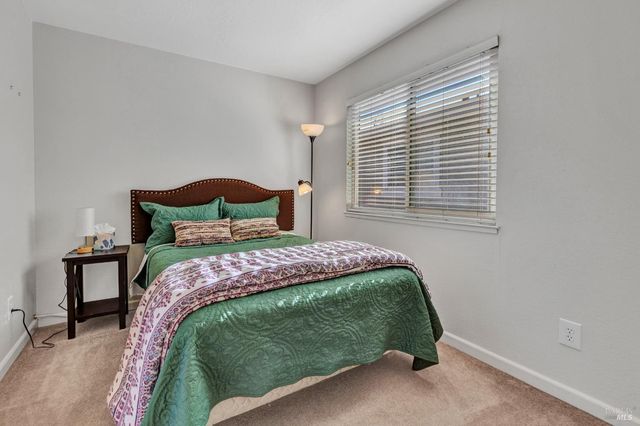 61 Parrott St, Vallejo, CA 94590