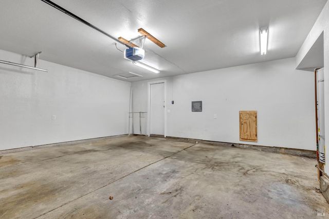 61 Parrott St, Vallejo, CA 94590