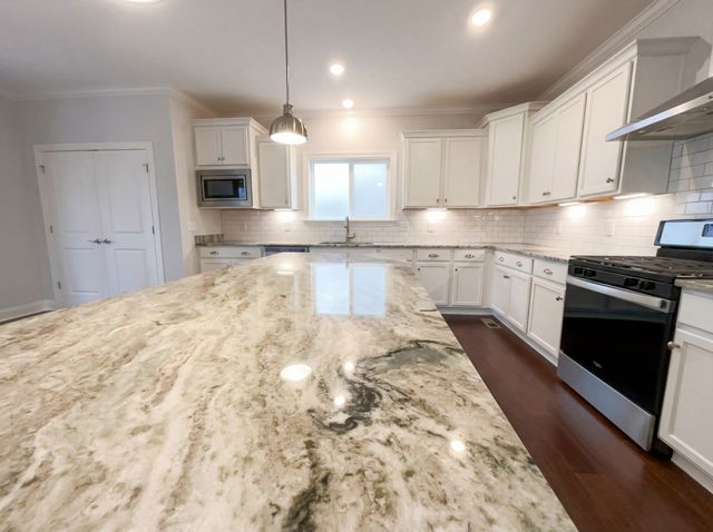 1621 Alayna Dr, Nashville, TN 37221