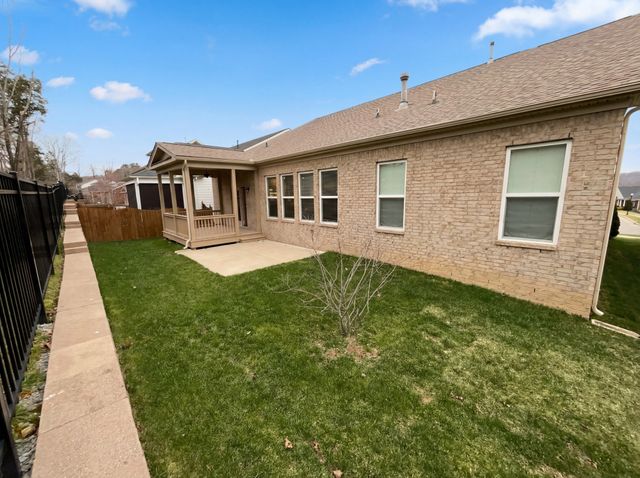 1621 Alayna Dr, Nashville, TN 37221