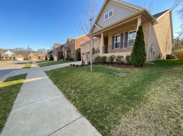 1621 Alayna Dr, Nashville, TN 37221