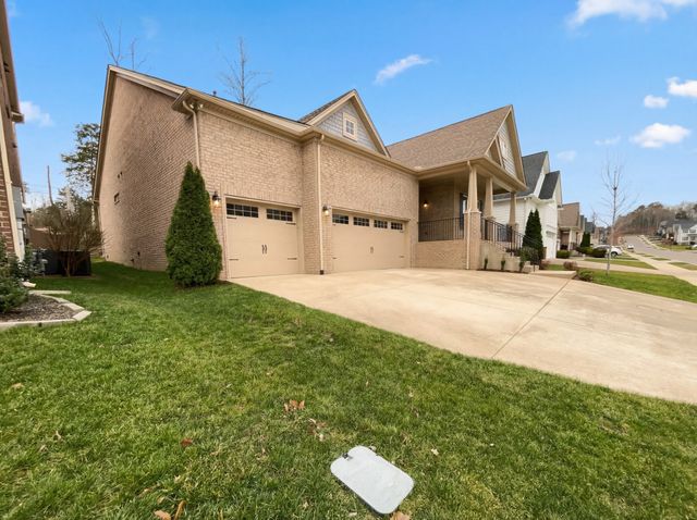 1621 Alayna Dr, Nashville, TN 37221