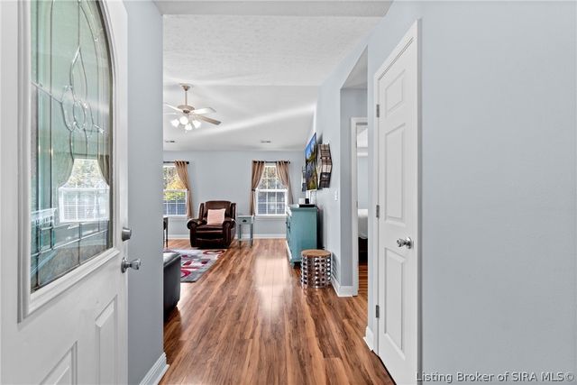 3703 Parkview Way, Jeffersonville, IN 47130