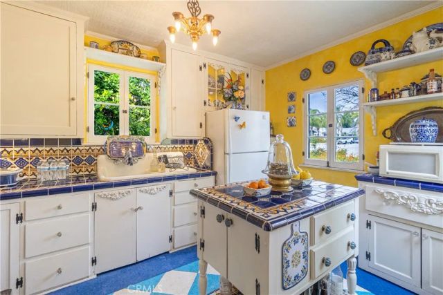 399 W Alexander, San Bernardino, CA 92405