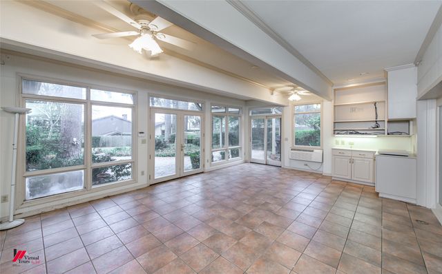 8705 Glen Haven Drive, Shreveport, LA 71106