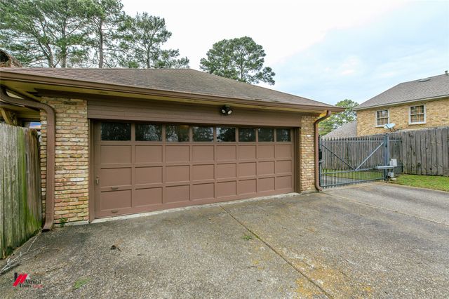 8705 Glen Haven Drive, Shreveport, LA 71106