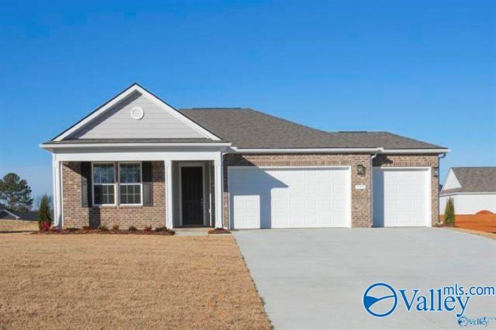 155 Jude Lane, Hazel Green, AL 35750