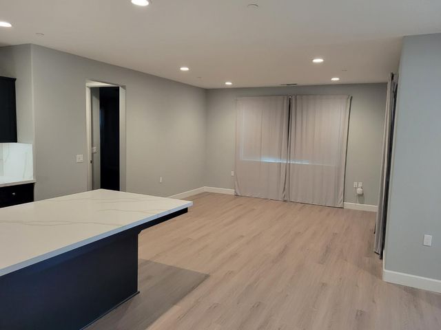 2114 Laverne Ave, Fresno, CA 93722