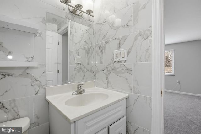 9087 CENTERWAY RD, Gaithersburg, MD 20879