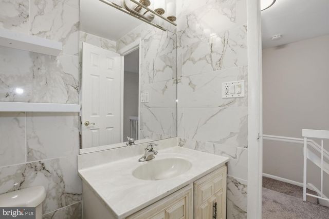 9087 CENTERWAY RD, Gaithersburg, MD 20879