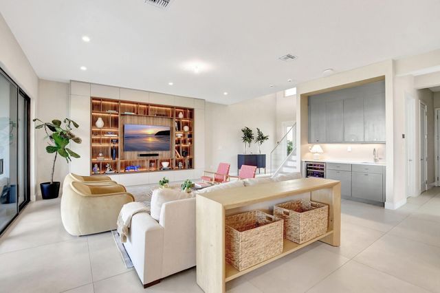 8289 Royal County Down Road, Boca Raton, FL 33434