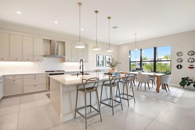 8289 Royal County Down Road, Boca Raton, FL 33434