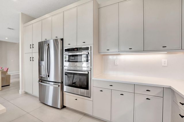 8289 Royal County Down Road, Boca Raton, FL 33434