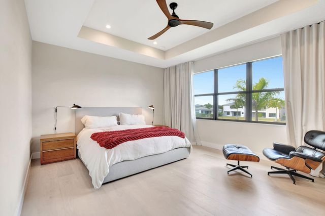 8289 Royal County Down Road, Boca Raton, FL 33434