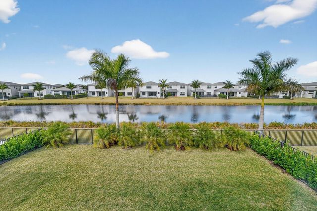 8289 Royal County Down Road, Boca Raton, FL 33434
