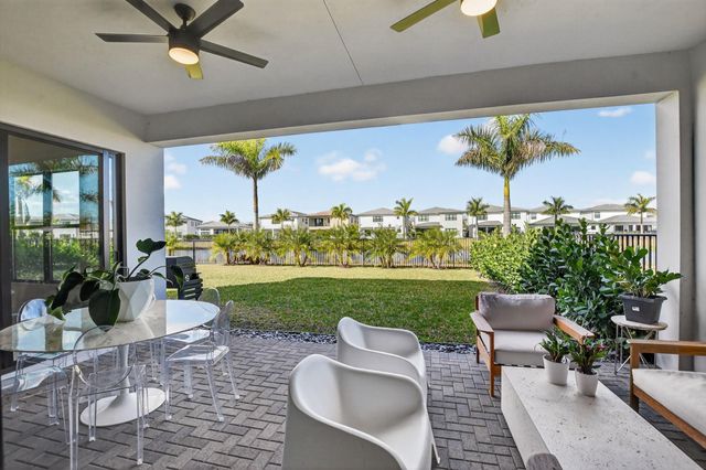 8289 Royal County Down Road, Boca Raton, FL 33434