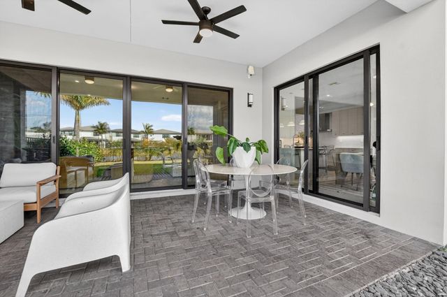 8289 Royal County Down Road, Boca Raton, FL 33434