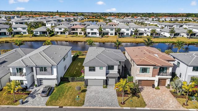 8289 Royal County Down Road, Boca Raton, FL 33434