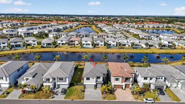 8289 Royal County Down Road, Boca Raton, FL 33434