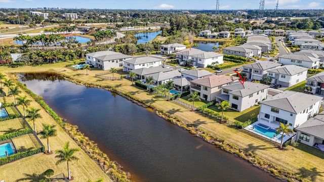 8289 Royal County Down Road, Boca Raton, FL 33434