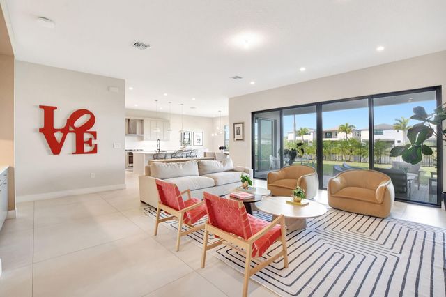 8289 Royal County Down Road, Boca Raton, FL 33434