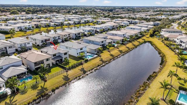 8289 Royal County Down Road, Boca Raton, FL 33434