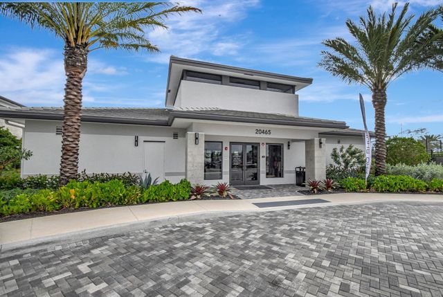 8289 Royal County Down Road, Boca Raton, FL 33434
