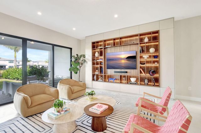 8289 Royal County Down Road, Boca Raton, FL 33434