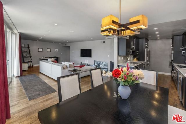 2260 N Cahuenga Boulevard 502, Los Angeles, CA 90068