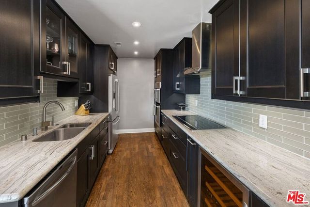 2260 N Cahuenga Boulevard 502, Los Angeles, CA 90068