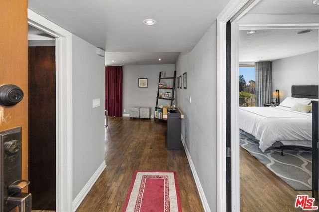 2260 N Cahuenga Boulevard 502, Los Angeles, CA 90068