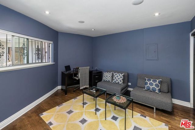 2260 N Cahuenga Boulevard 502, Los Angeles, CA 90068