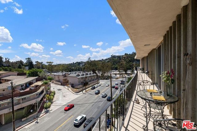 2260 N Cahuenga Boulevard 502, Los Angeles, CA 90068