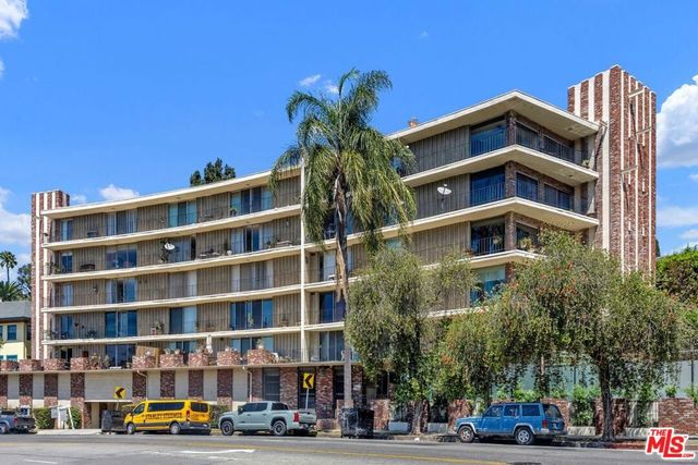 2260 N Cahuenga Boulevard 502, Los Angeles, CA 90068