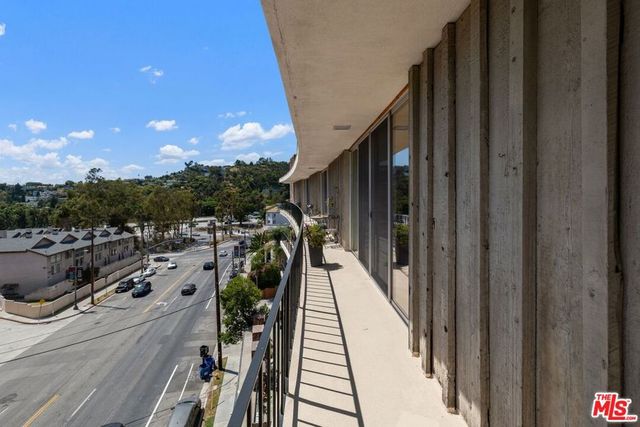 2260 N Cahuenga Boulevard 502, Los Angeles, CA 90068