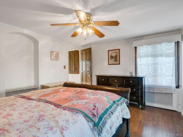 88 Stockbridge Road, Yonkers, NY 10710