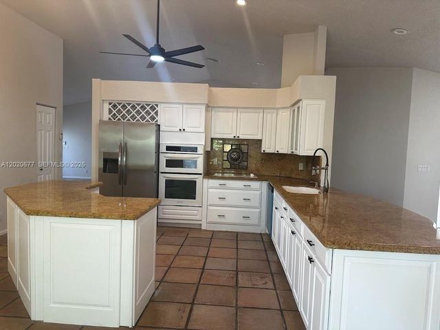 1200 NW 101st Ave, Plantation, FL 33322
