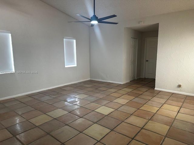 1200 NW 101st Ave, Plantation, FL 33322