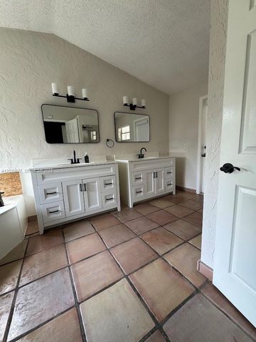 1200 NW 101st Ave, Plantation, FL 33322