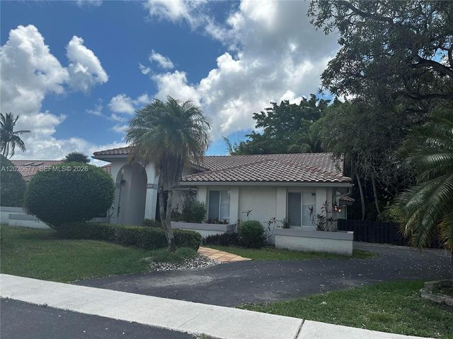 1200 NW 101st Ave, Plantation, FL 33322