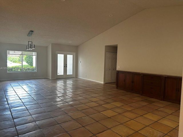 1200 NW 101st Ave, Plantation, FL 33322