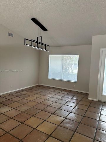 1200 NW 101st Ave, Plantation, FL 33322