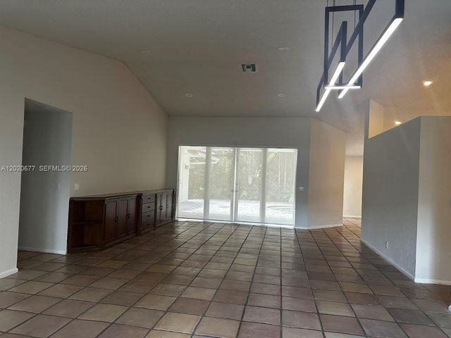 1200 NW 101st Ave, Plantation, FL 33322