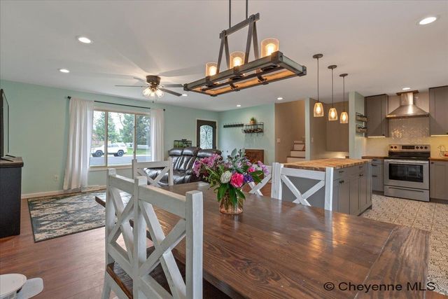 903 CUSTER ST, Cheyenne, WY 82009